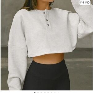 Joah Brown Light Gray Buttoned Henley Top. NWT. S/M